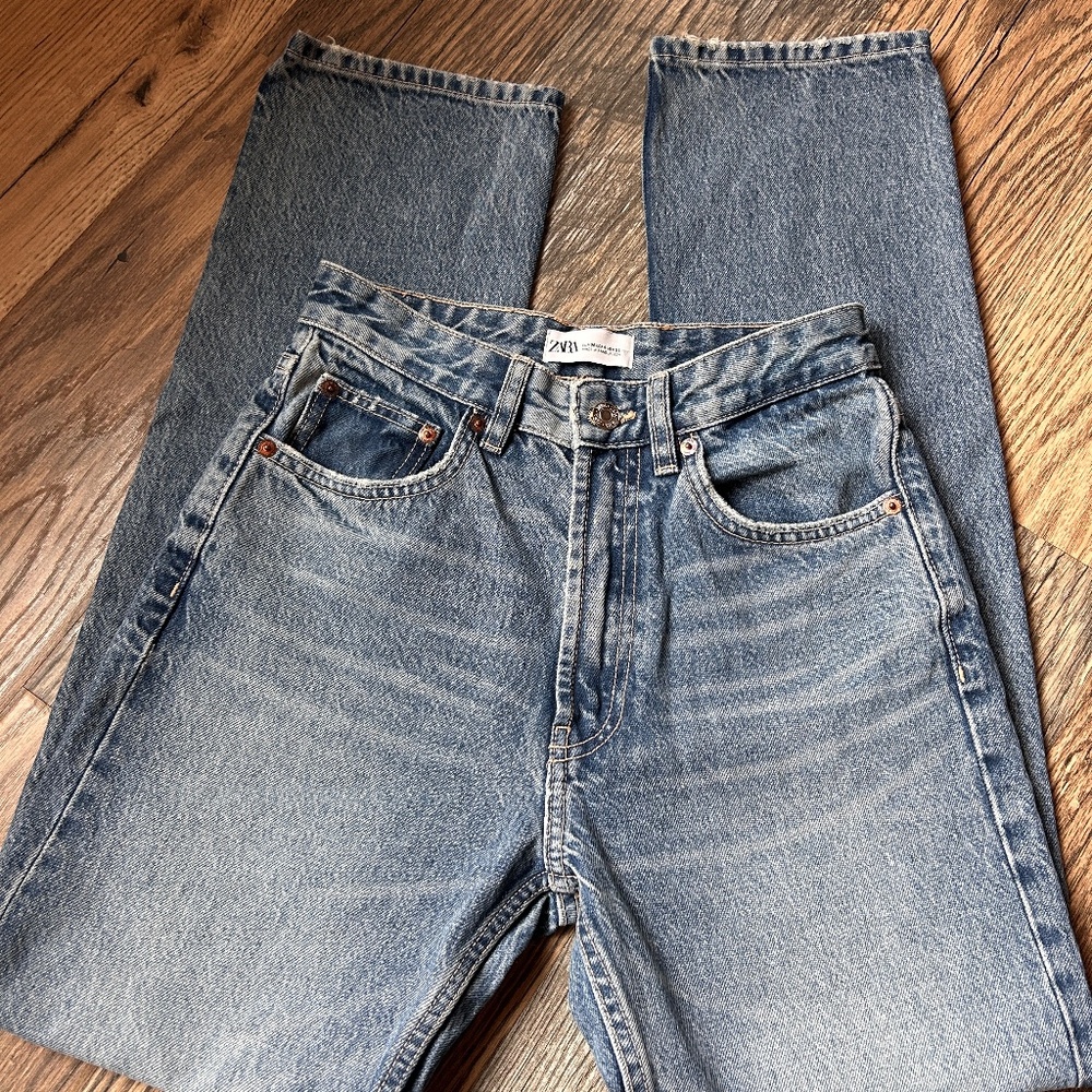 Zara High Rise Mom Jeans